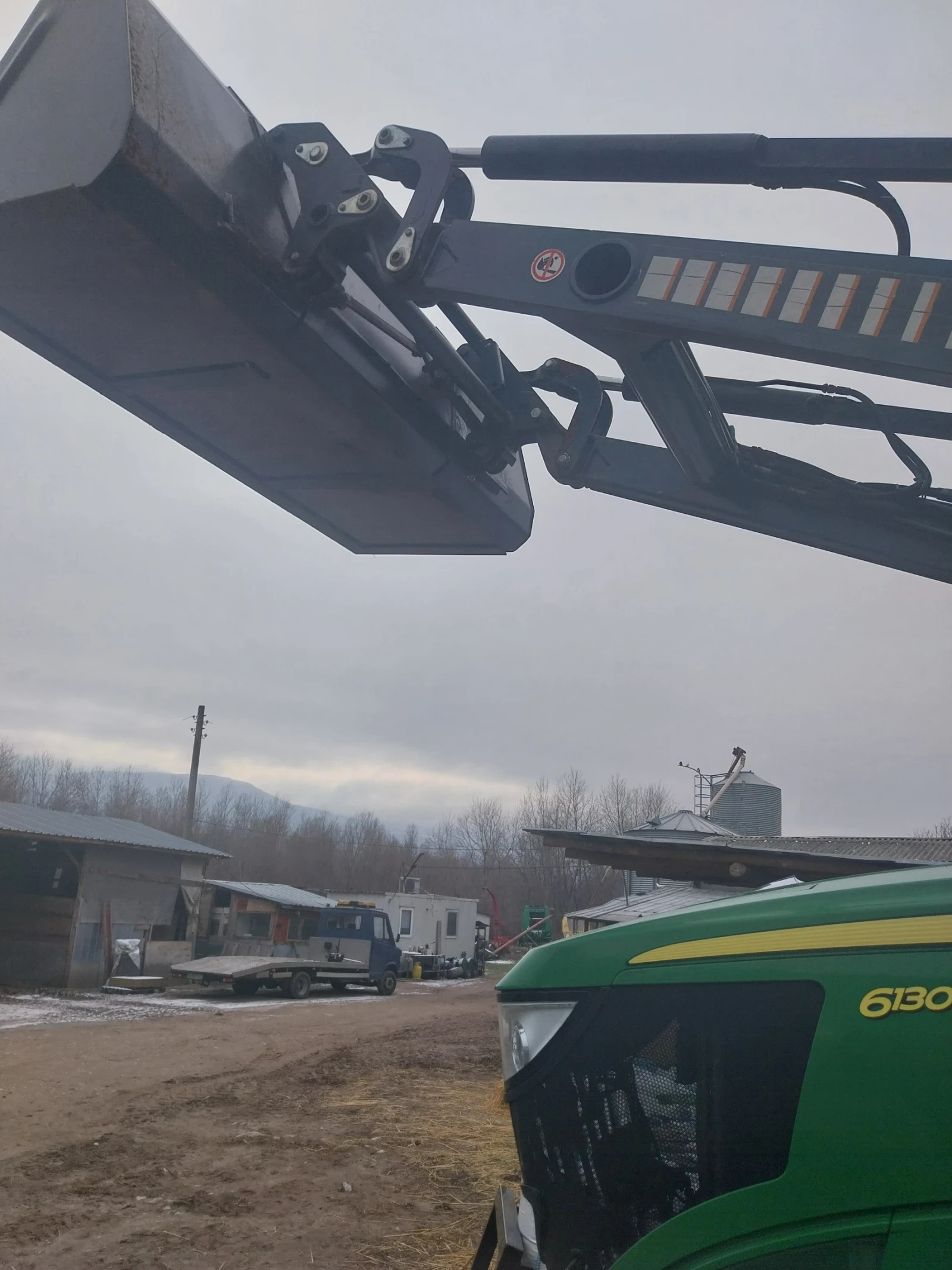 Трактор John Deere  Sigma
