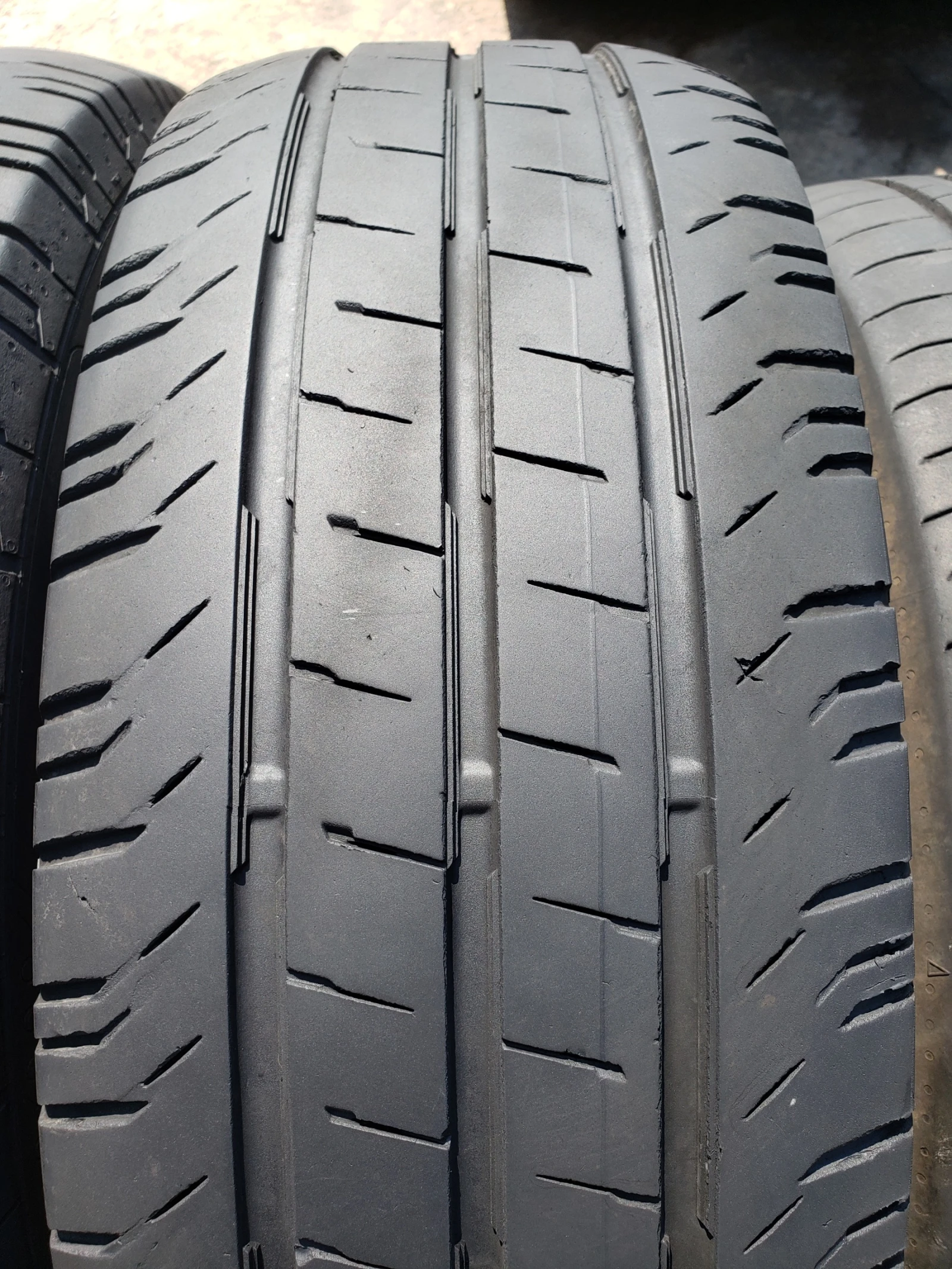 Гуми Летни 235/65R16