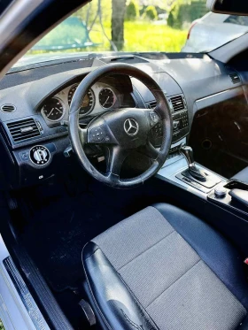Mercedes-Benz C 320, снимка 13