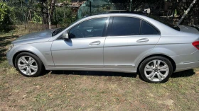 Mercedes-Benz C 320, снимка 4