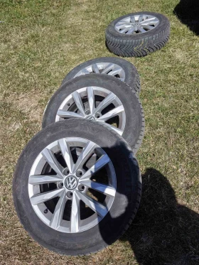 VW Touran 1.6 TDI, снимка 14