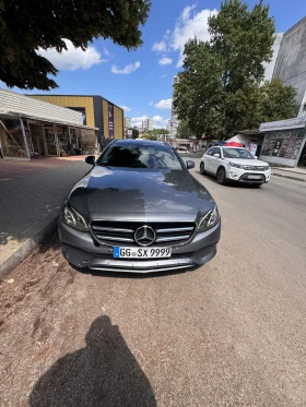 Mercedes-Benz E 220 