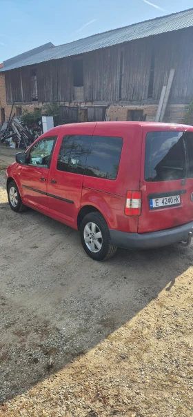 VW Caddy - 3800 € - 31381107 4