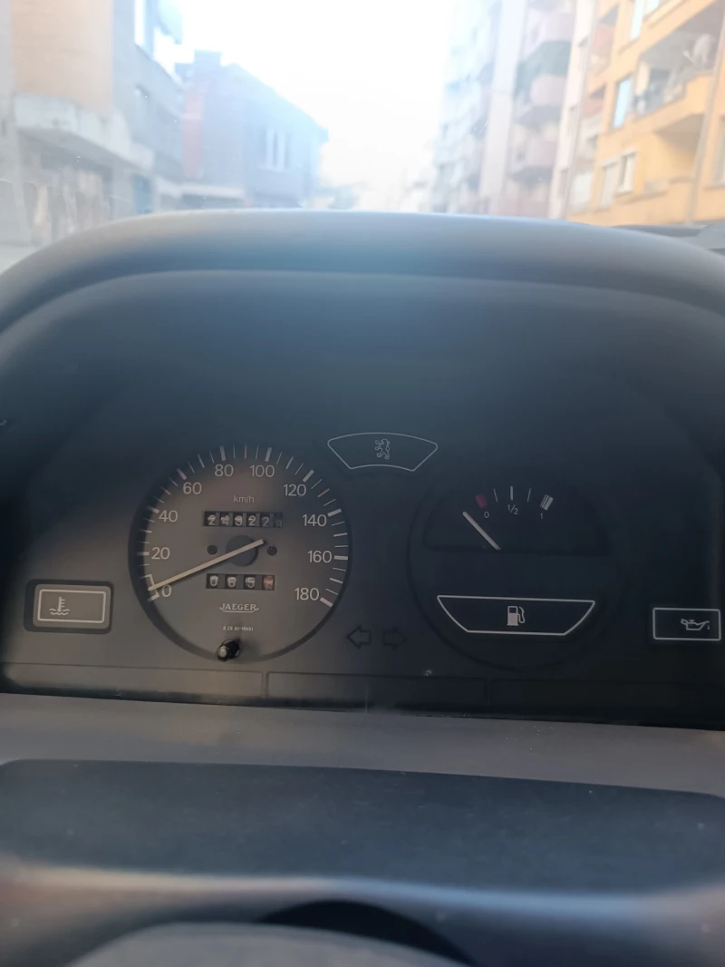 Peugeot 106 XN GAS, снимка 6 - Автомобили и джипове - 47652680