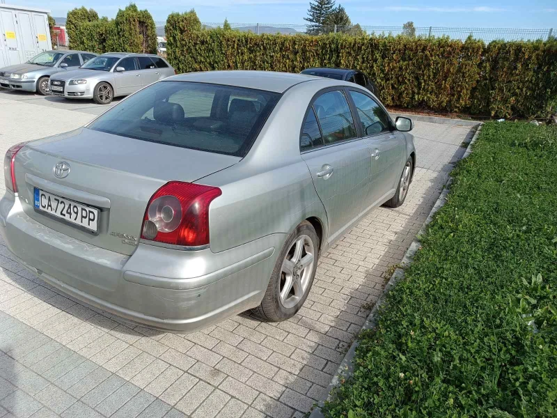 Toyota Avensis, снимка 4 - Автомобили и джипове - 47663275