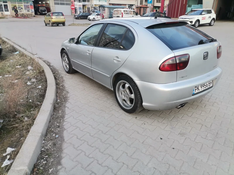 Seat Leon 1.9тди , снимка 4 - Автомобили и джипове - 48181362