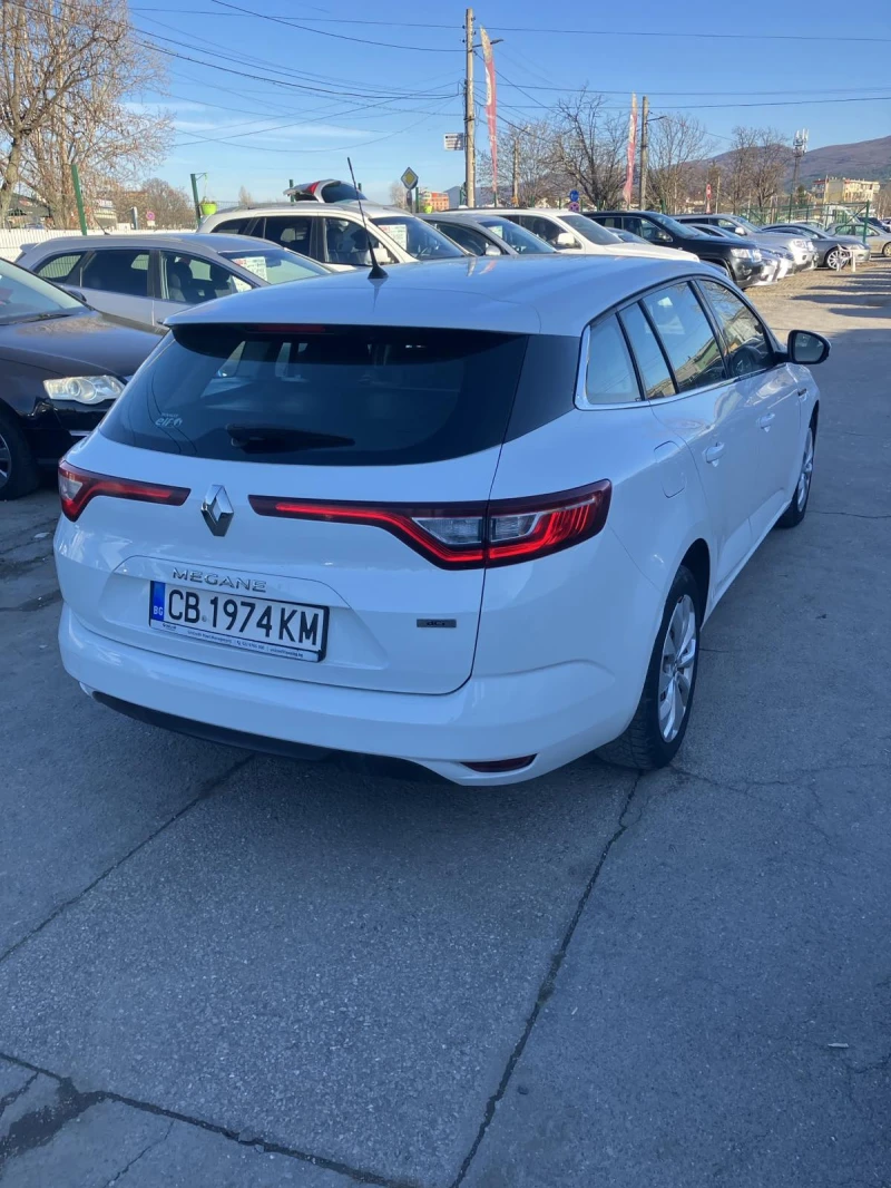 Renault Megane 1.5DCI, снимка 7 - Автомобили и джипове - 49452017