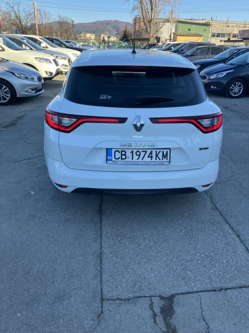 Renault Megane 1.5DCI, снимка 6 - Автомобили и джипове - 49452017