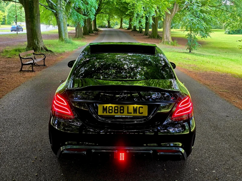 Mercedes-Benz C 63 AMG 680 коня Stage 2 Full Carbon Fiber pack, снимка 7 - Автомобили и джипове - 52589591