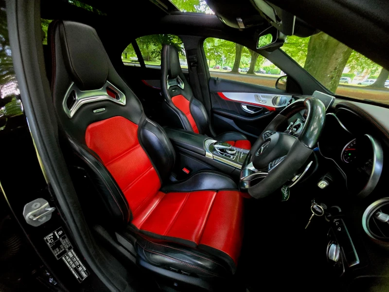 Mercedes-Benz C 63 AMG 680 коня Stage 2 Full Carbon Fiber pack, снимка 11 - Автомобили и джипове - 52589591