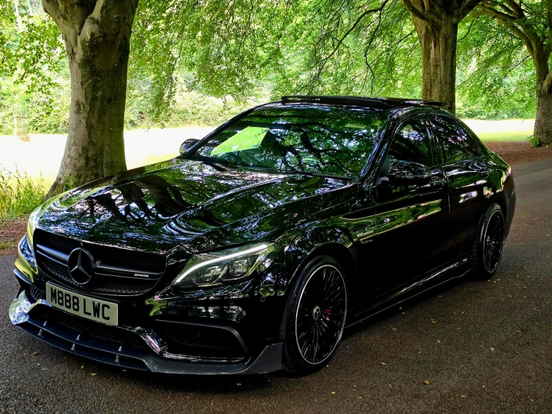 Mercedes-Benz C 63 AMG 680 коня Stage 2 Full Carbon Fiber pack, снимка 3 - Автомобили и джипове - 52589591