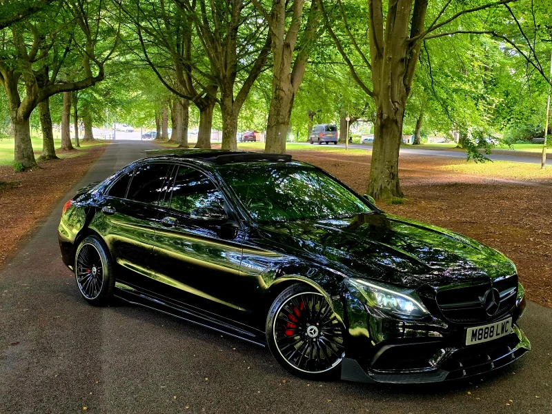 Mercedes-Benz C 63 AMG 680 коня Stage 2 Full Carbon Fiber pack, снимка 5 - Автомобили и джипове - 52589591