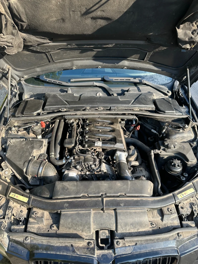 BMW 330 xdrive, снимка 12 - Автомобили и джипове - 51477849