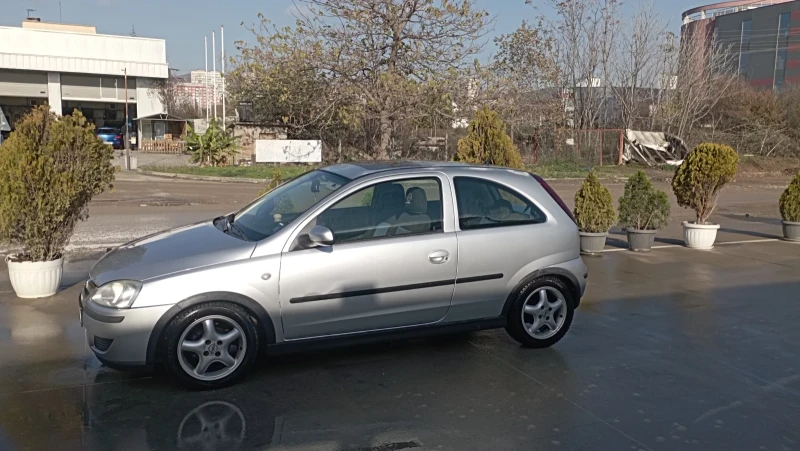 Opel Corsa, снимка 2 - Автомобили и джипове - 52628431