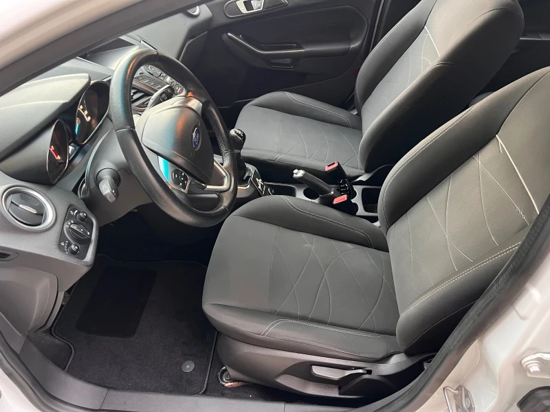 Ford Fiesta 1.0, снимка 11 - Автомобили и джипове - 53432463