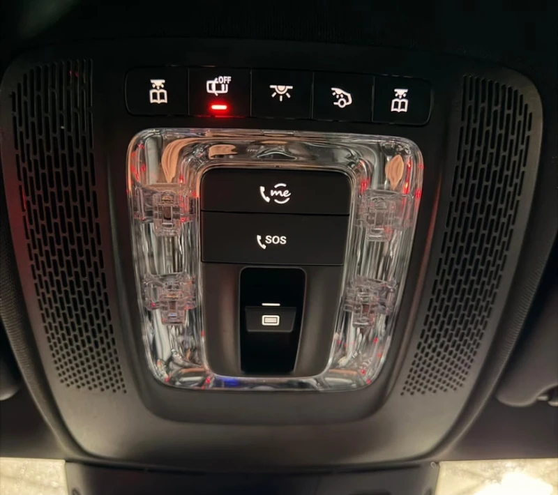 Mercedes-Benz CLA 250 4MATIC * Панорама * KEYLESS * AMG пакет * Carfax , снимка 11 - Автомобили и джипове - 53460498