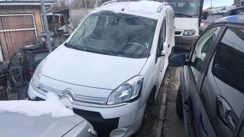 Citroen Berlingo 1.6 hdi 90k, снимка 1 - Автомобили и джипове - 35904558