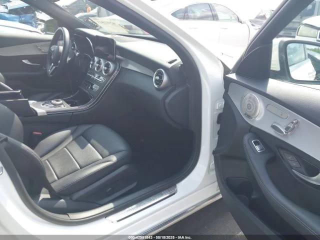 Mercedes-Benz C 300  - изображение 9