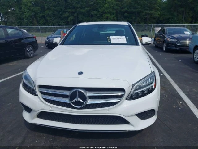 Mercedes-Benz C 300  - изображение 2