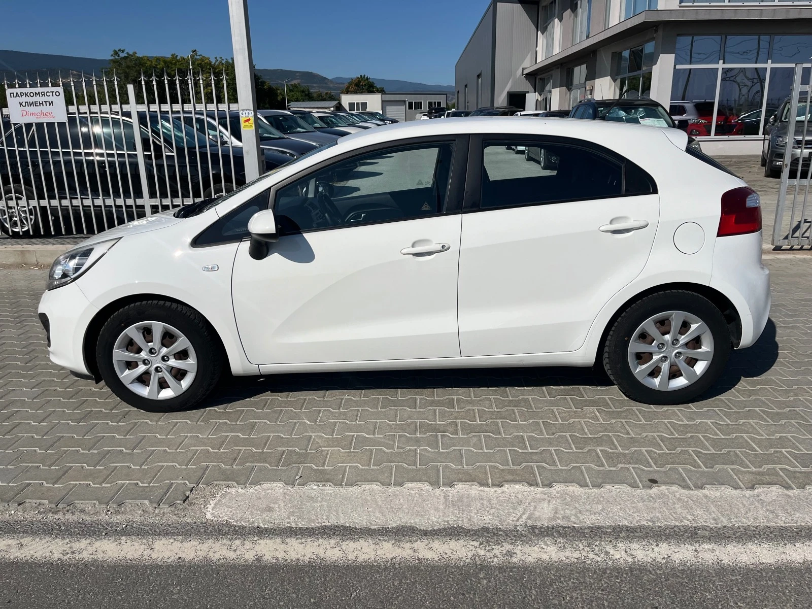 Kia Rio 1.25 i 85 k.c ГАЗ - изображение 3