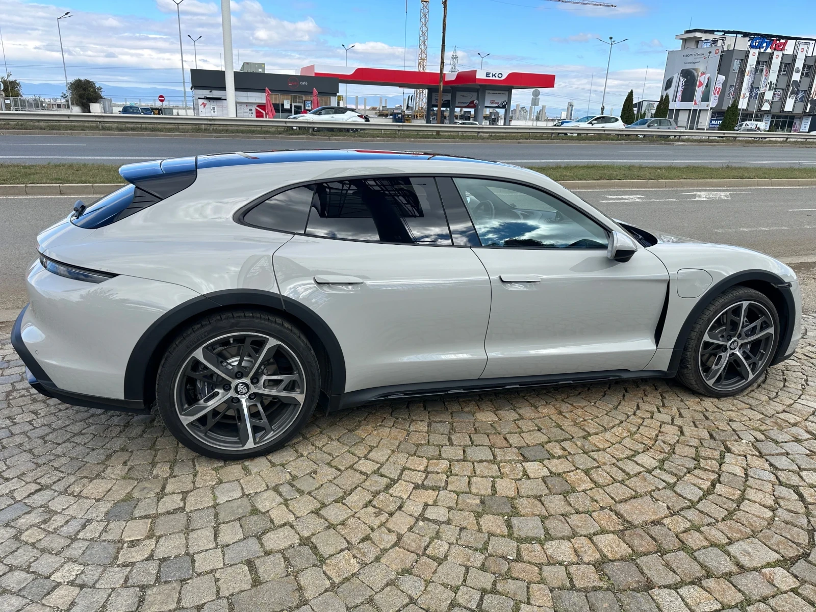 Porsche Taycan Taykan 4 Cross Tourismo/Panorama/Bose - изображение 8