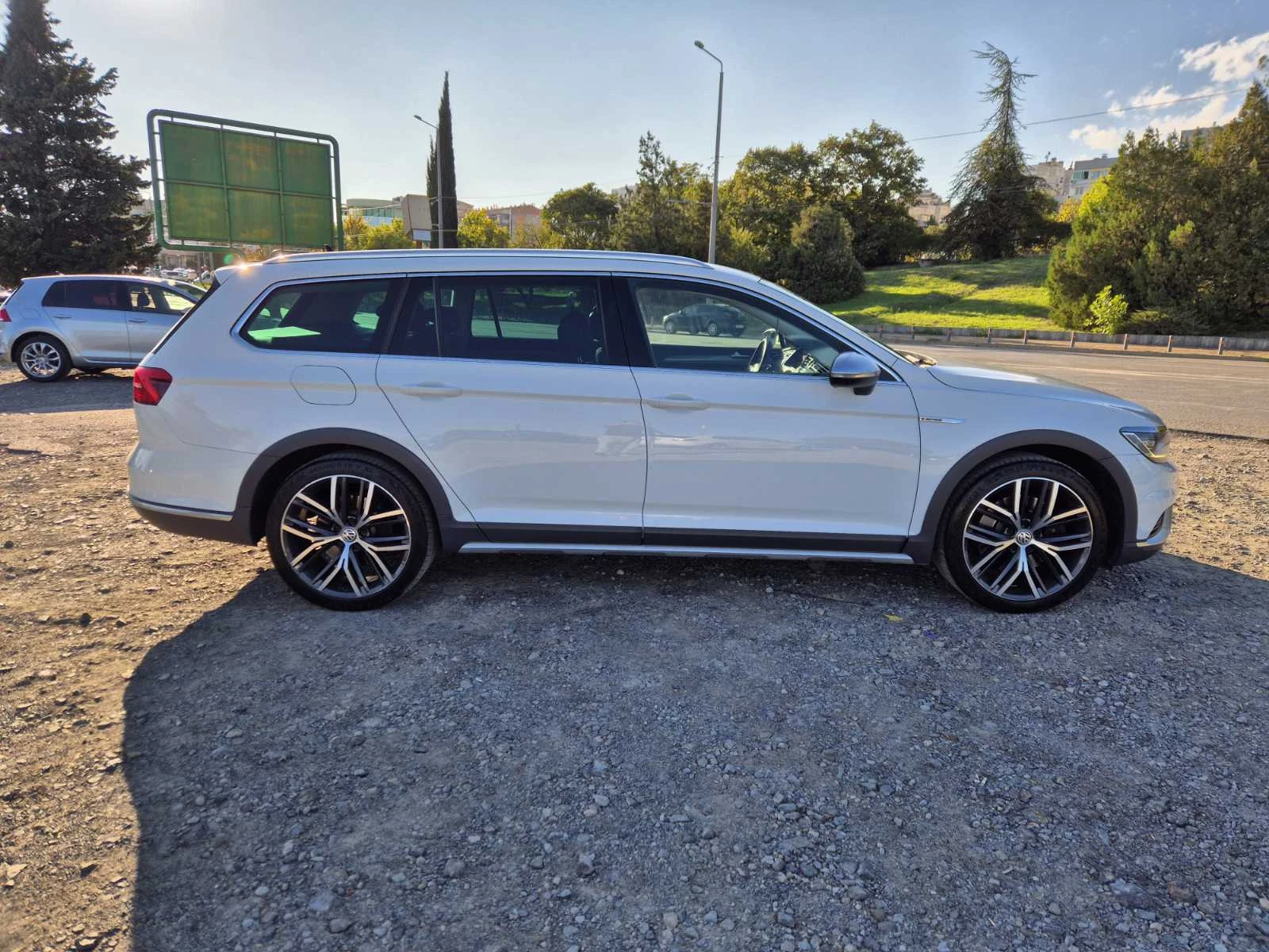 VW Alltrack 2.0TDI 240кс - изображение 6