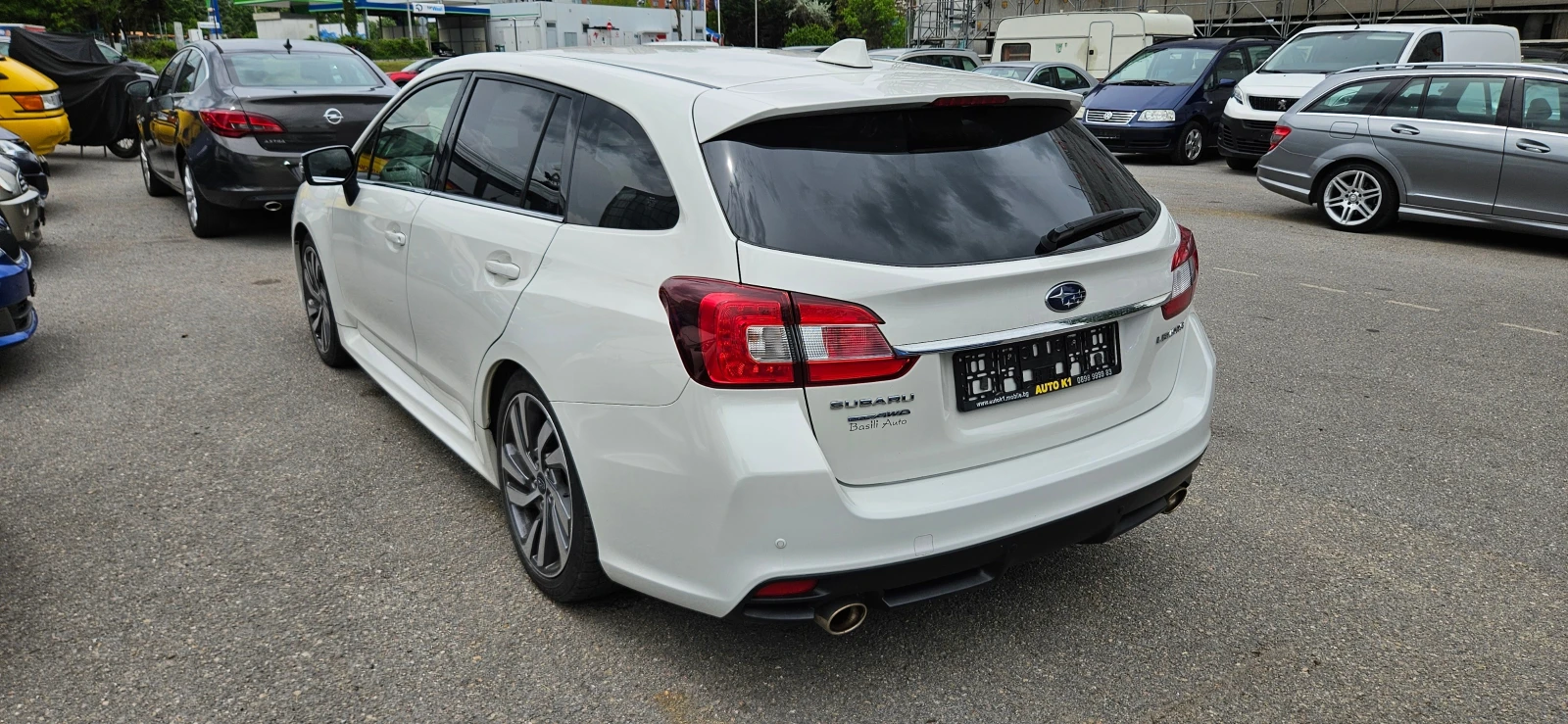 Subaru Levorg 2.0i Lineartronic Premium Bi-fuel  Euro6D - изображение 5