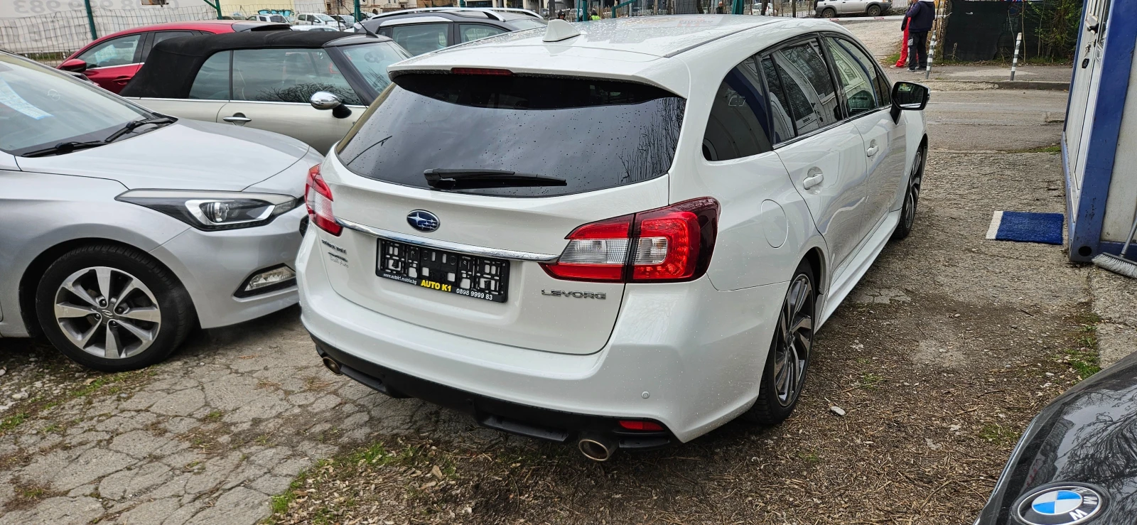 Subaru Levorg 2.0i Lineartronic Premium Bi-fuel  Euro6D - изображение 4