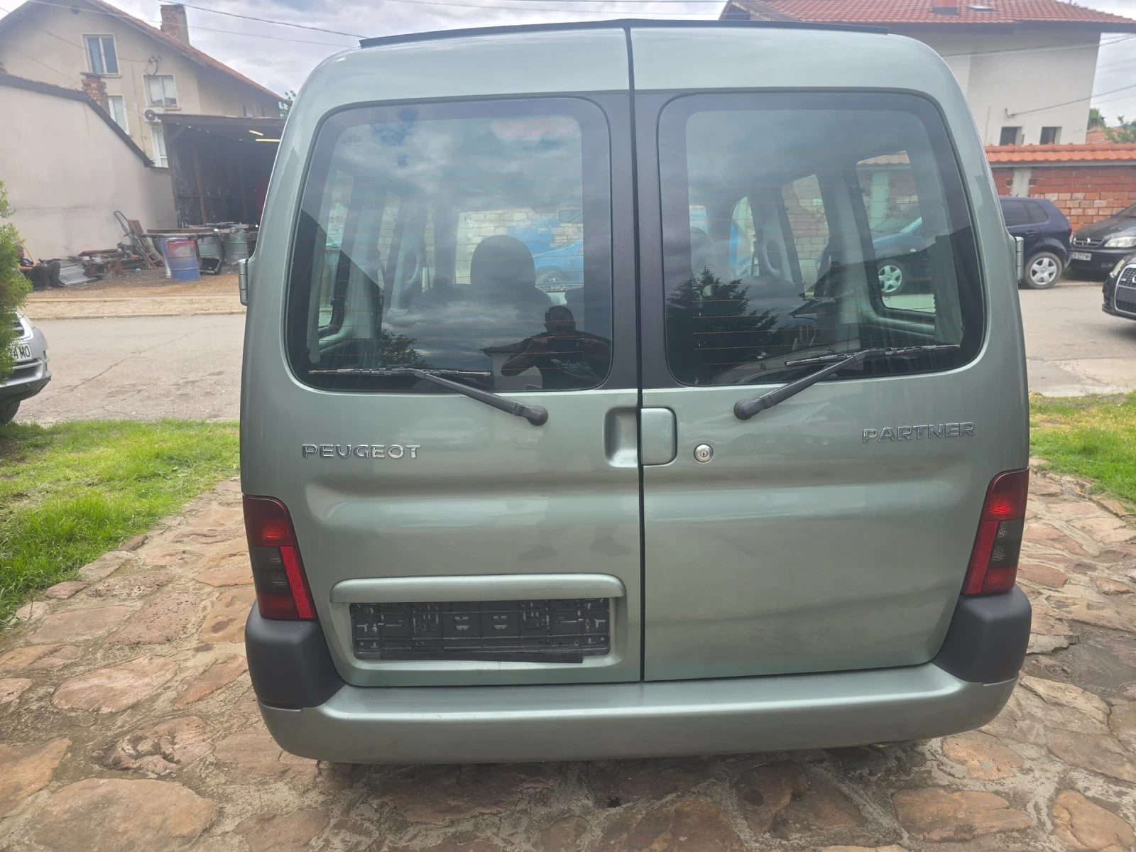 Peugeot Partner 2.0HDI KLIMA 183000km!!!!!!! - изображение 6
