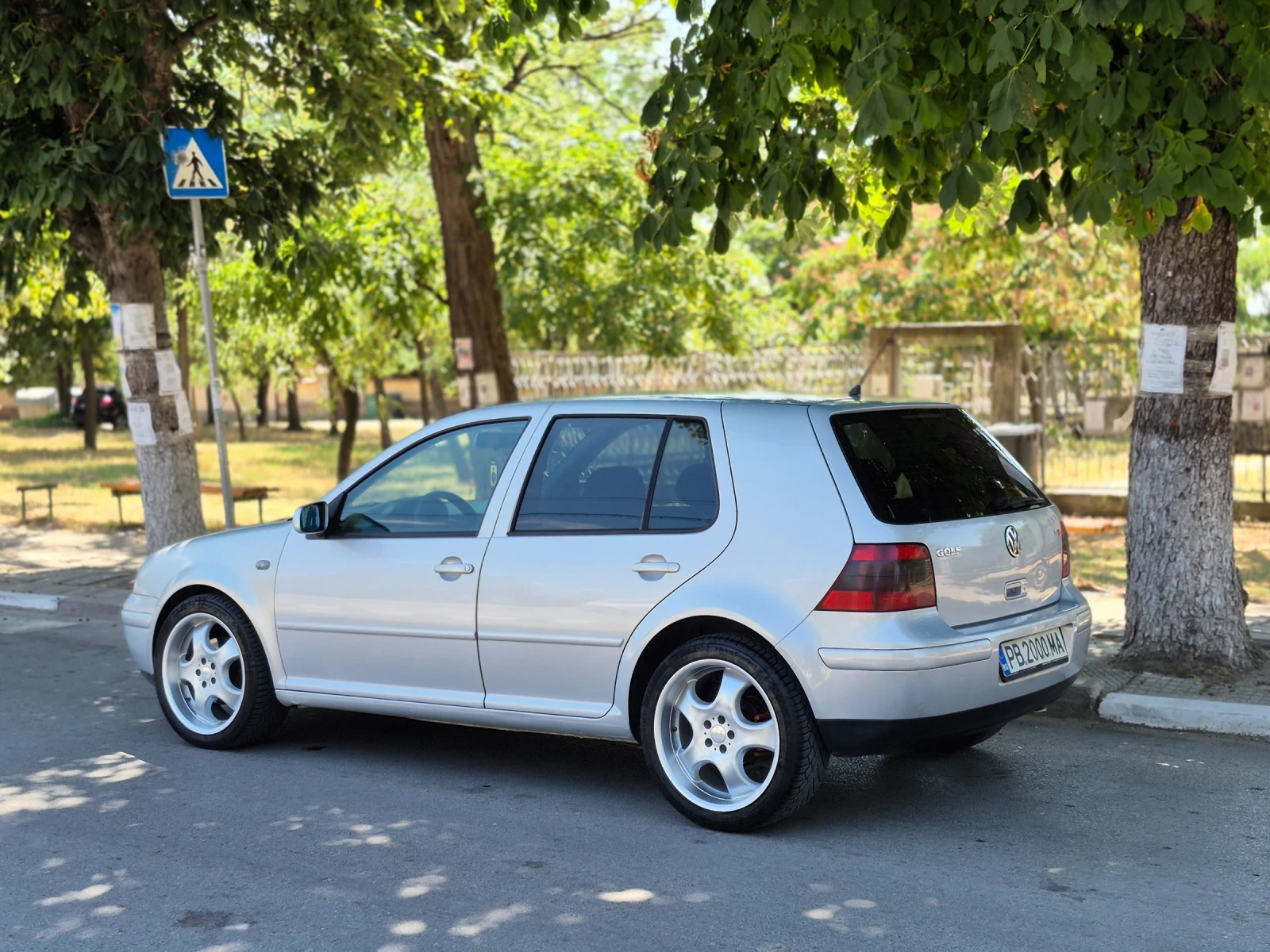 VW Golf 1.9 TDI 116 Коня 6 скорости* *  - изображение 6