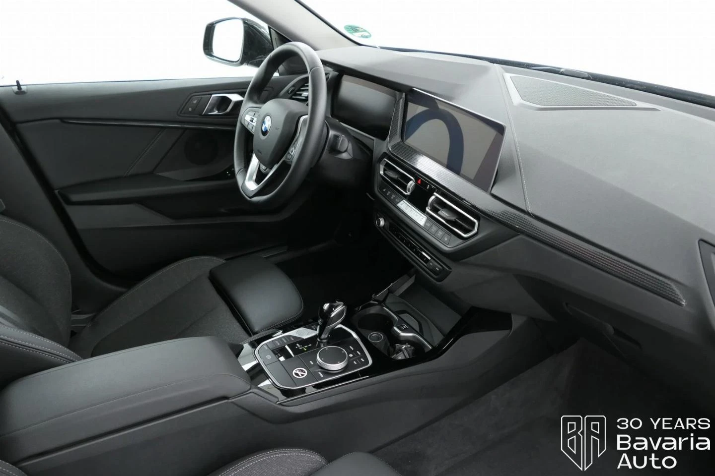 BMW 218 i Gran Coupe Steptronic Sport Line - изображение 7