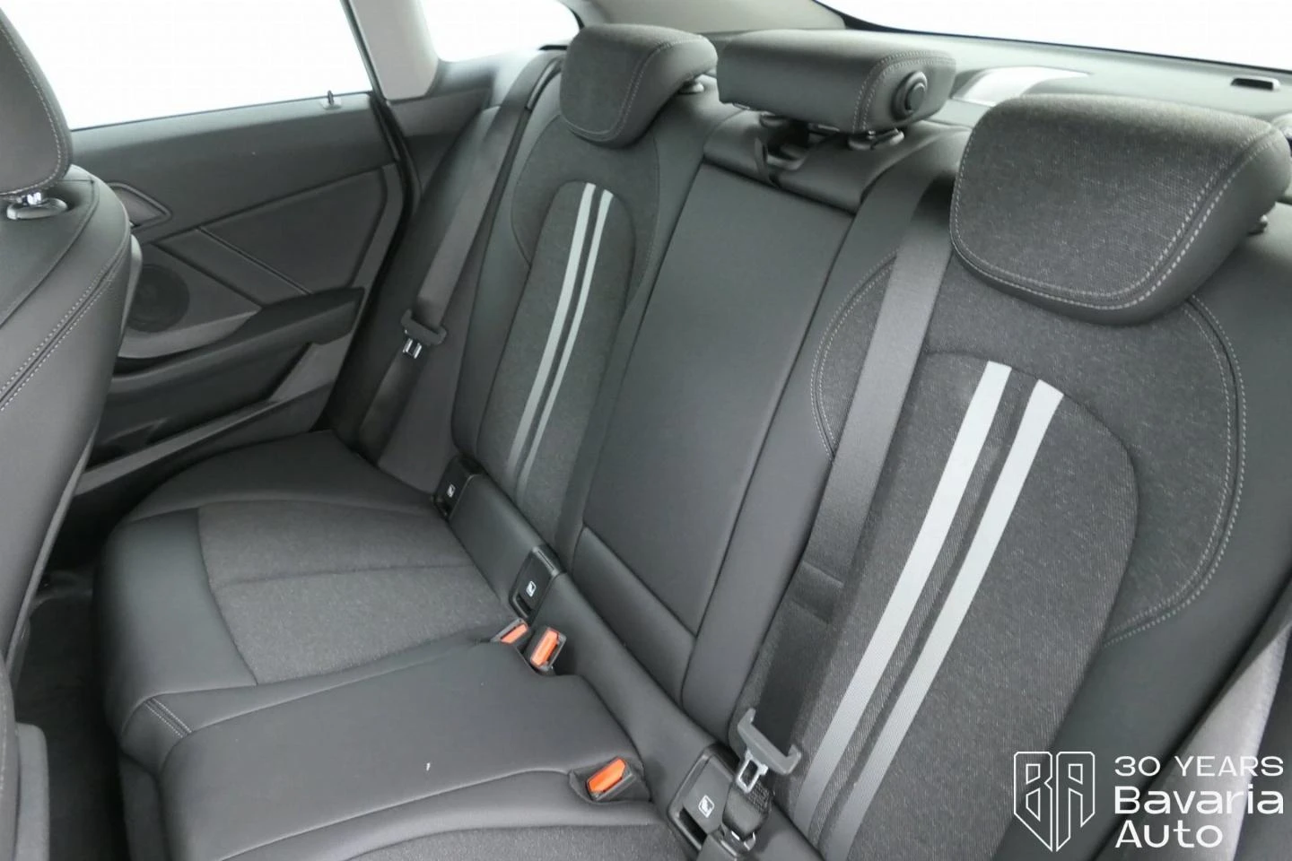 BMW 218 i Gran Coupe Steptronic Sport Line - изображение 8