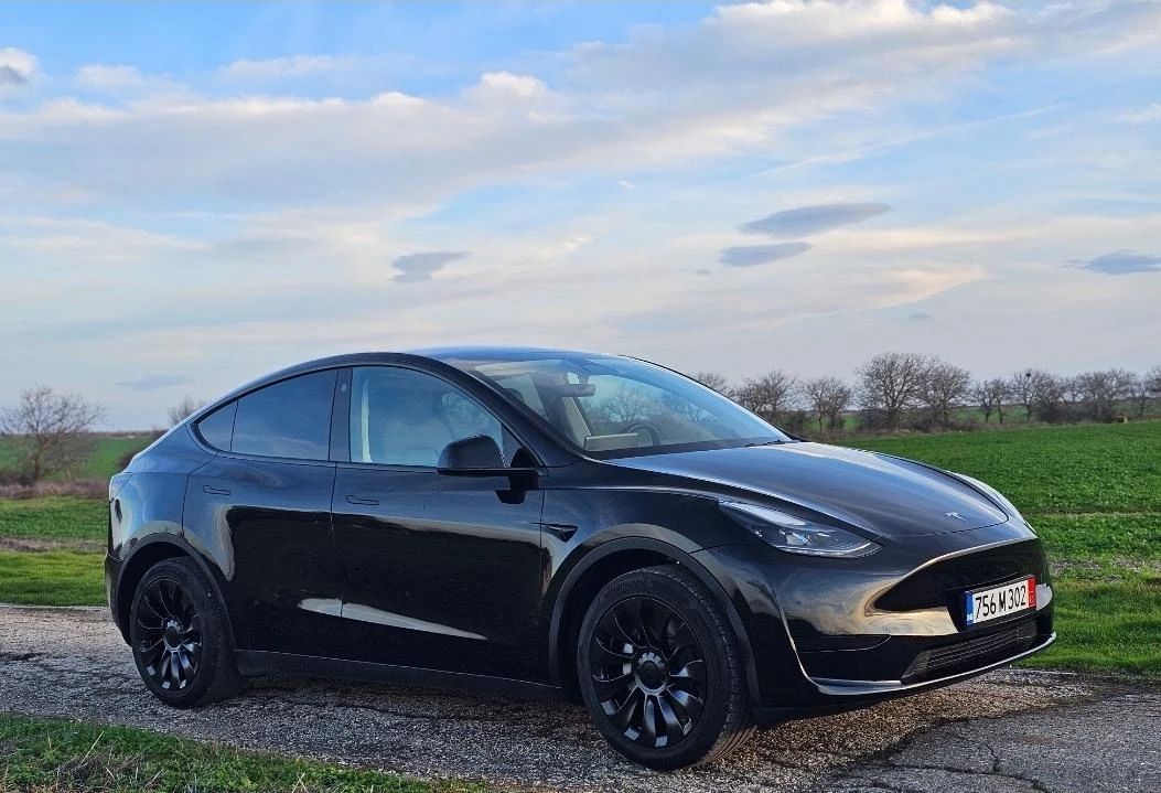Tesla Model Y Термопомпа, Гарaнция, ЛФП - изображение 7
