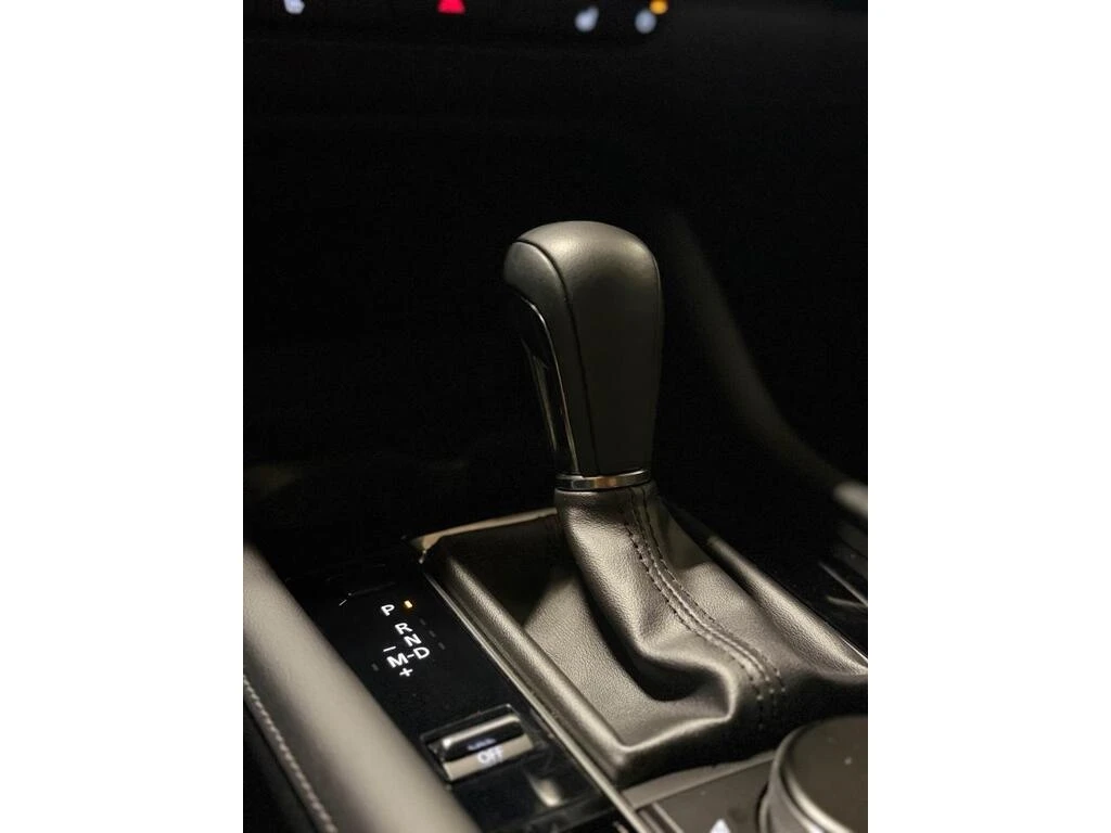 Mazda 3 * GT Auto FWD * CARFAX * ��� ������������ ������ | Mobile.bg � ����������� 16