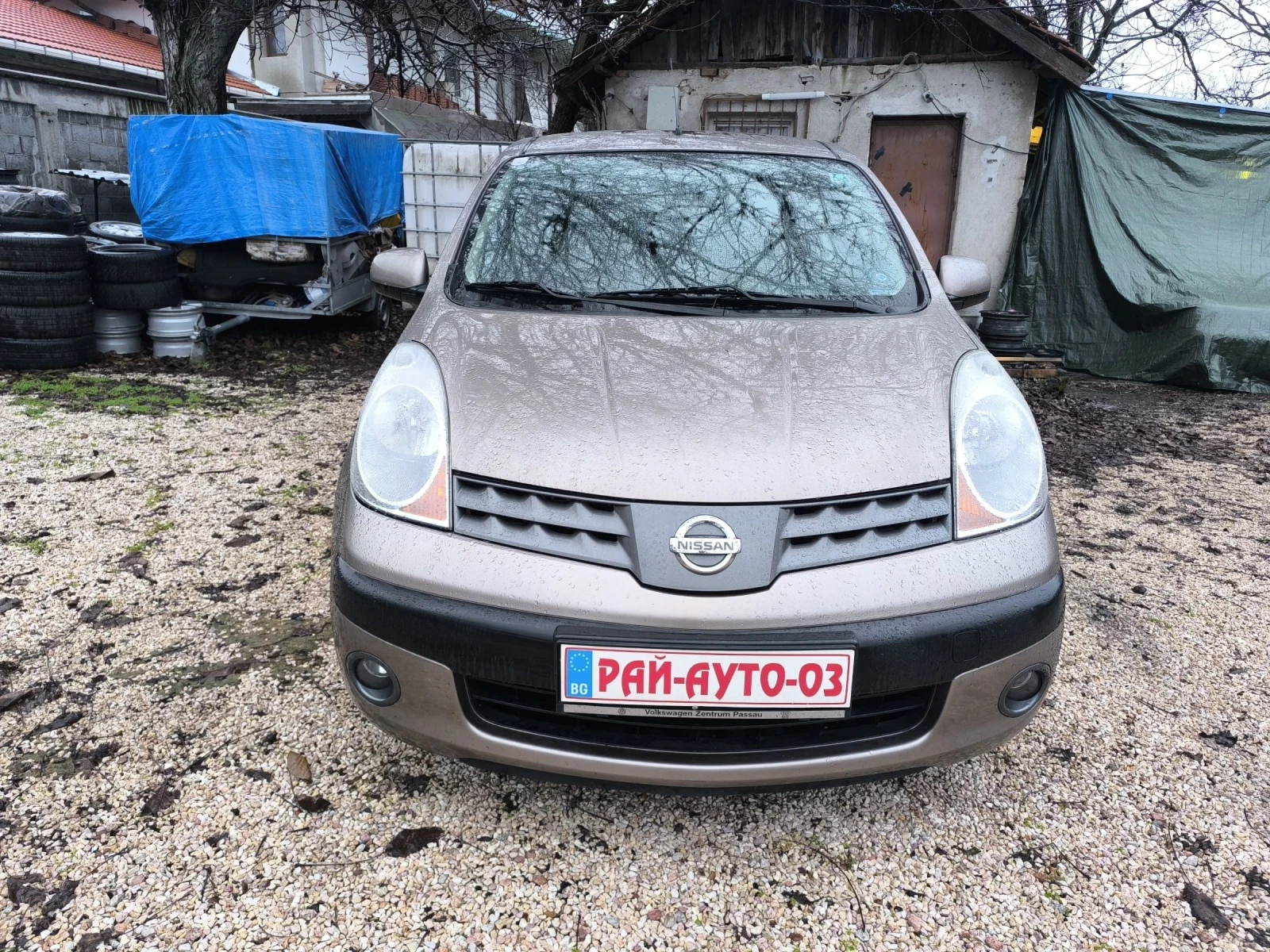 Nissan Note 1.6i 110ps. - изображение 2