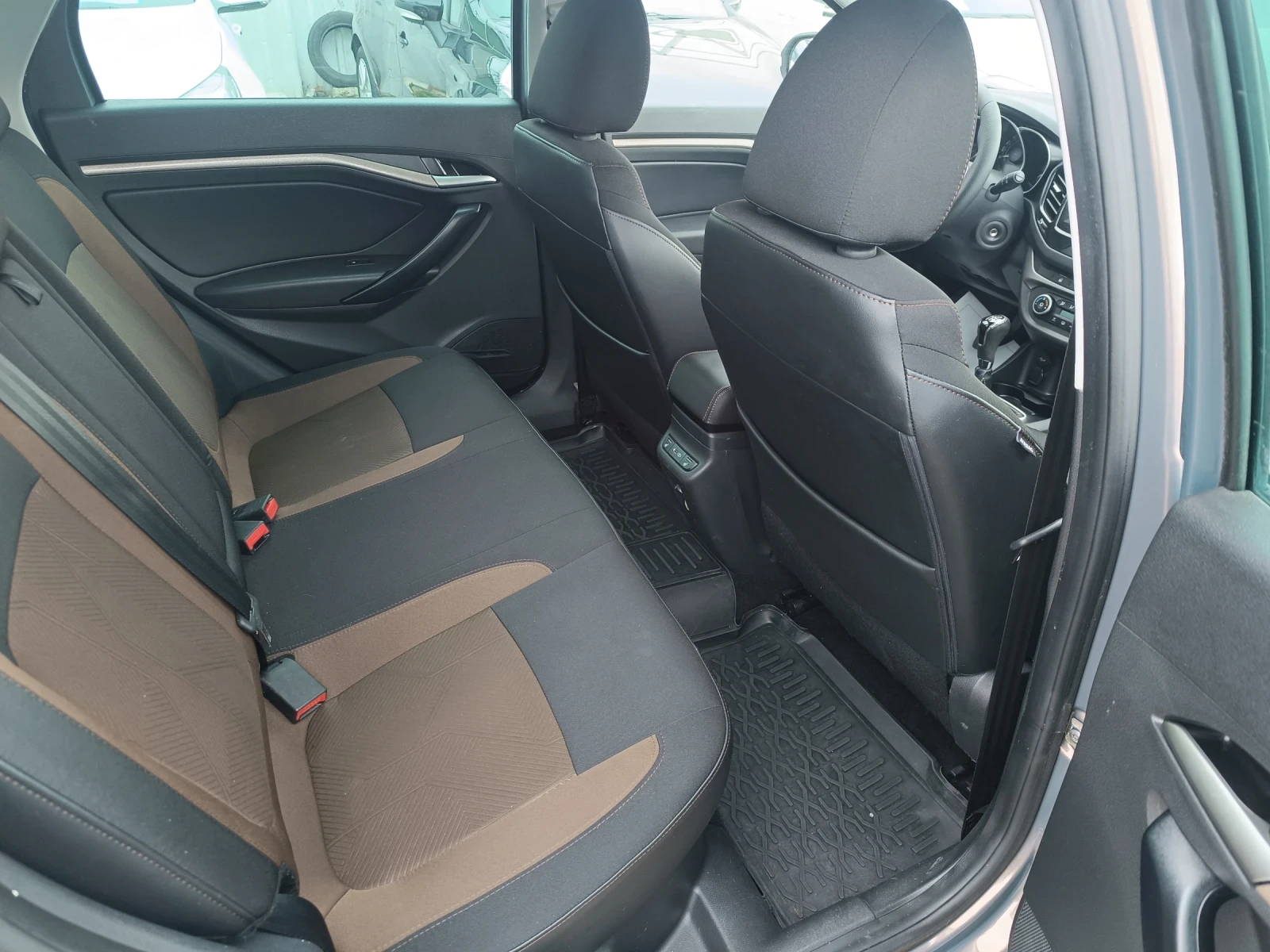 Lada Vesta | Mobile.bg � ����������� 11