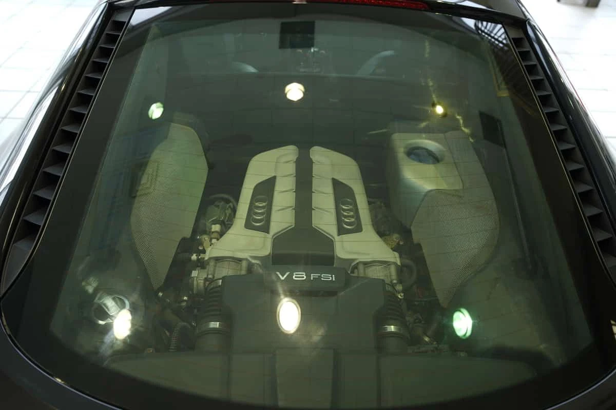 Audi R8 * V8 * CARFAX * ���� �� �� | Mobile.bg � ����������� 11