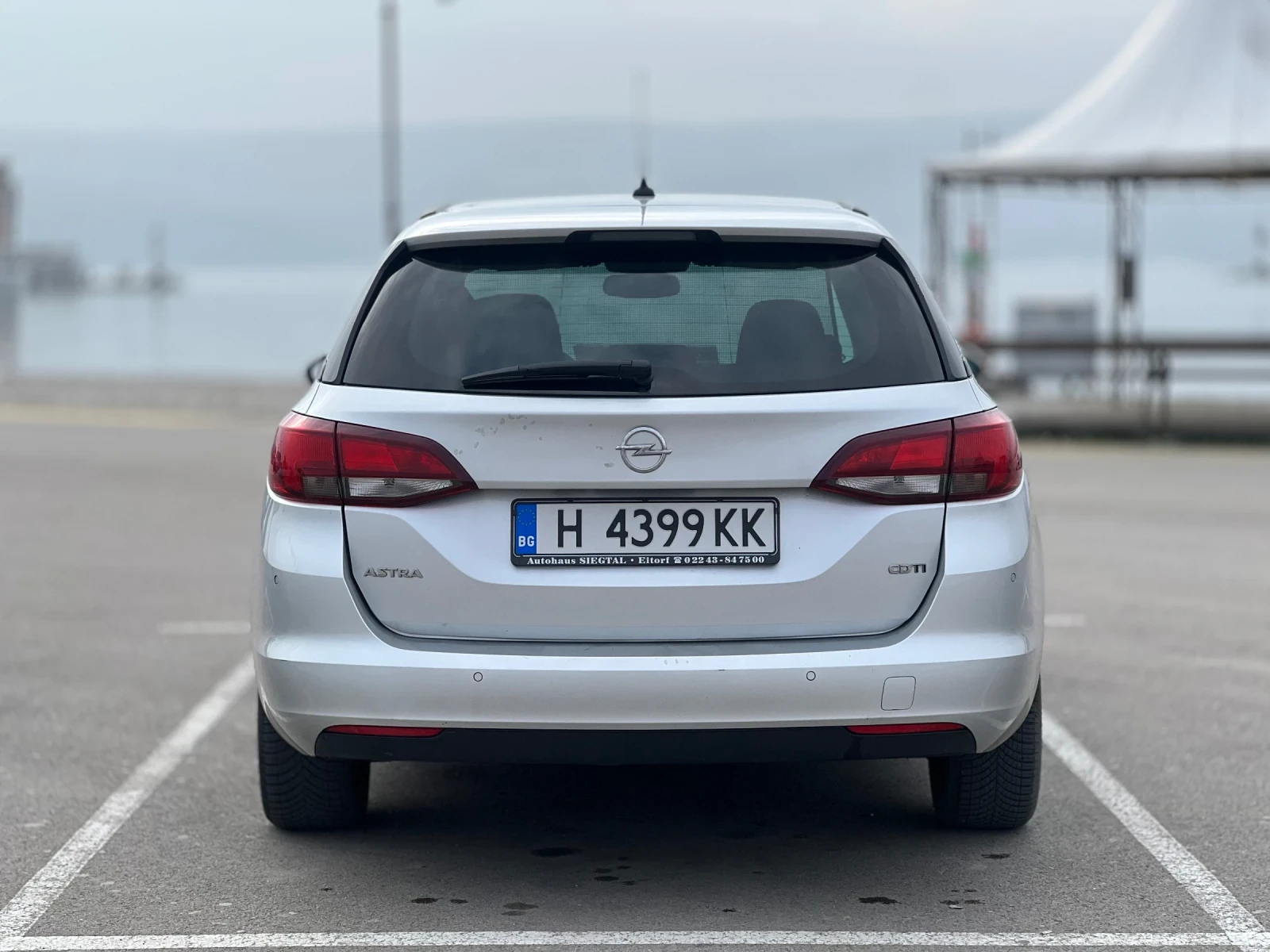 Opel Astra 1.6 CDTI, снимка 5 - Автомобили и джипове - 53724434