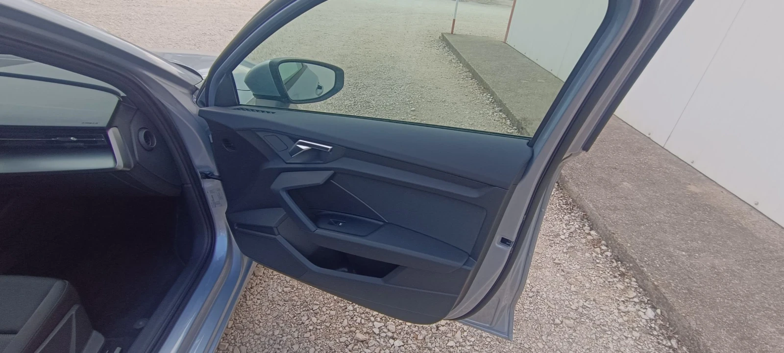 Audi A3 2.0TDI 115 k.c. 11/2024 г. Automatic , снимка 16 - Автомобили и джипове - 53733372