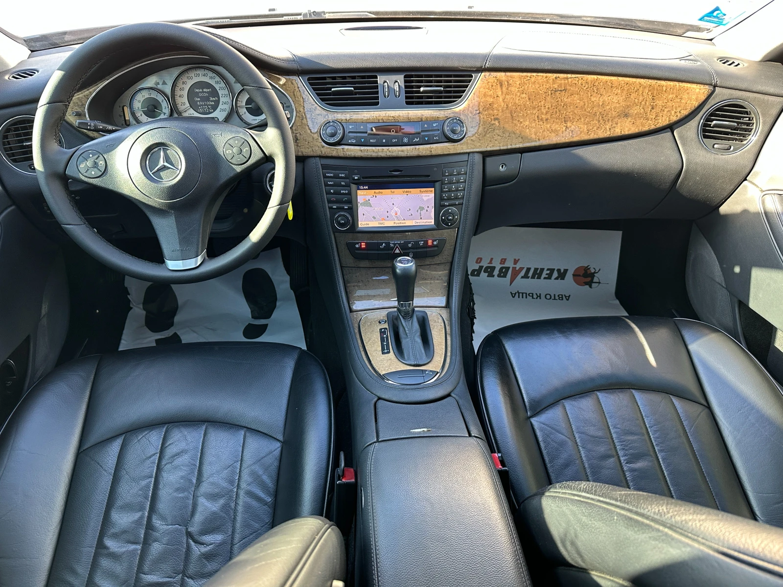 Mercedes-Benz CLS 320, снимка 10 - Автомобили и джипове - 53858745