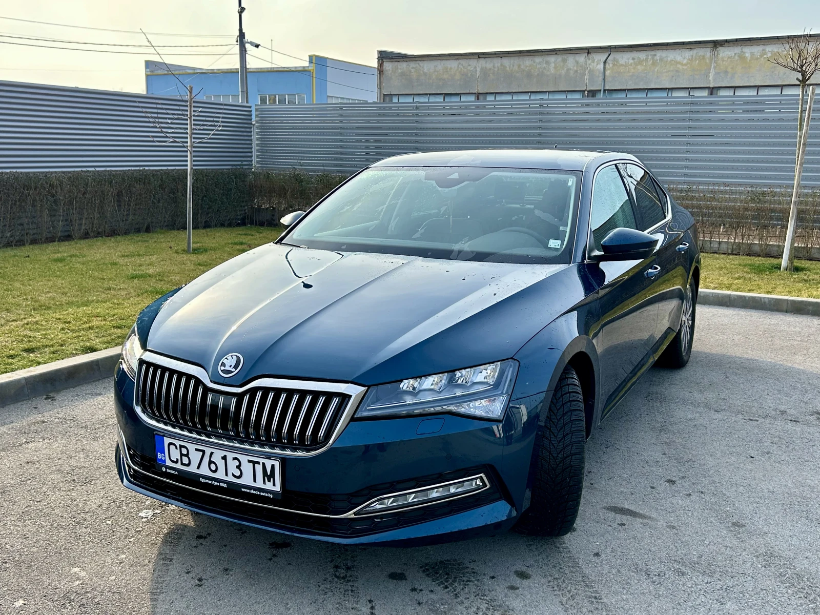 Skoda Superb, снимка 2 - Автомобили и джипове - 53924376