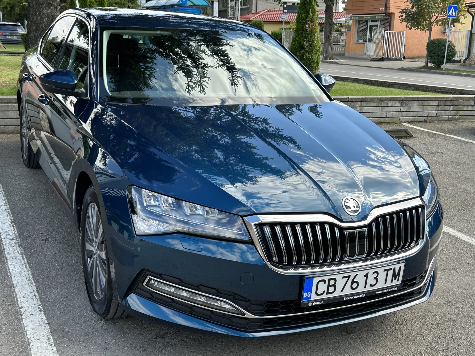 Skoda Superb, снимка 4 - Автомобили и джипове - 53924376