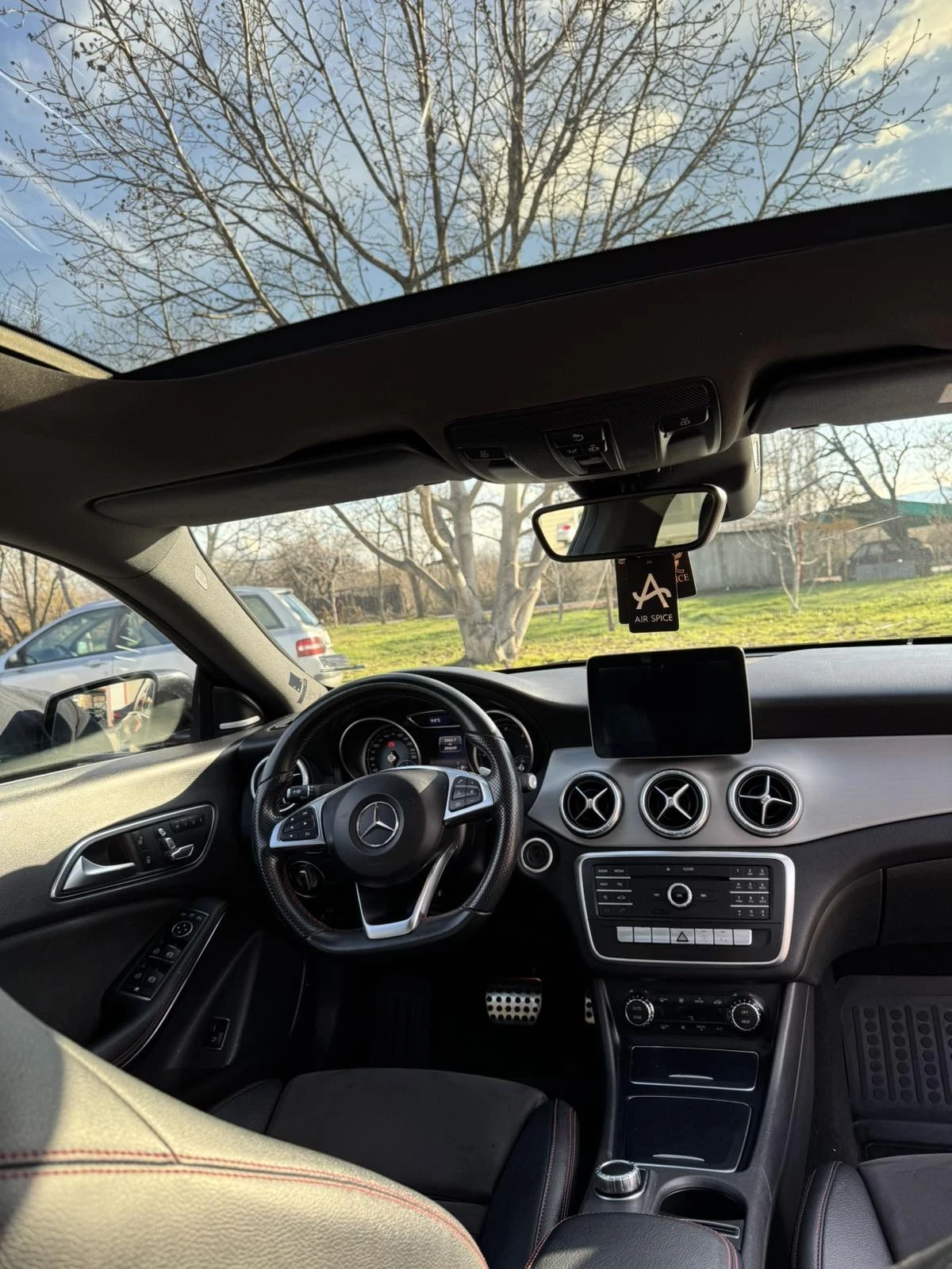 Mercedes-Benz CLA 220 /FACE/AMG LINE/ 7-G DCT/ PANORAMA/, снимка 8 - Автомобили и джипове - 53949394