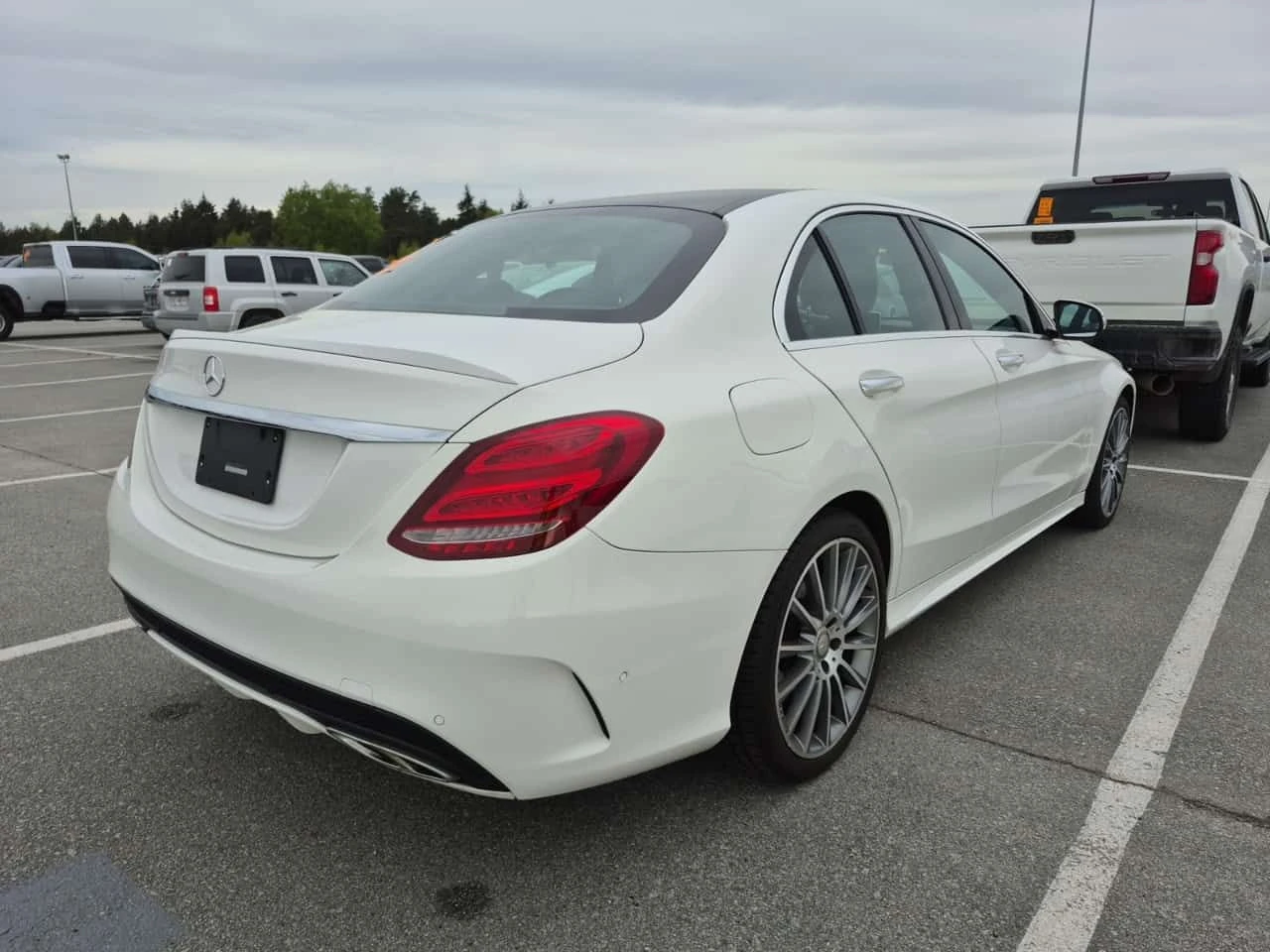 Mercedes-Benz C 400 | DISTRONIC | BURMESTER | ��� ����� | AMG LINE |  | Mobile.bg � ����������� 3