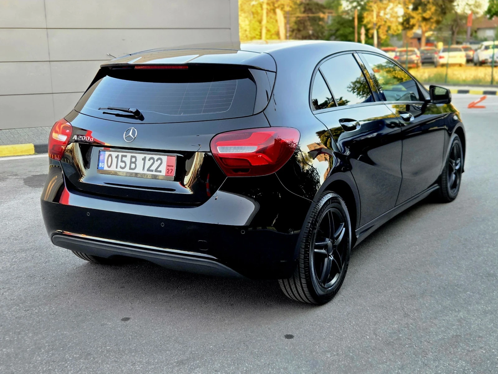Mercedes-Benz A 200 FULL, снимка 4 - Автомобили и джипове - 54345111