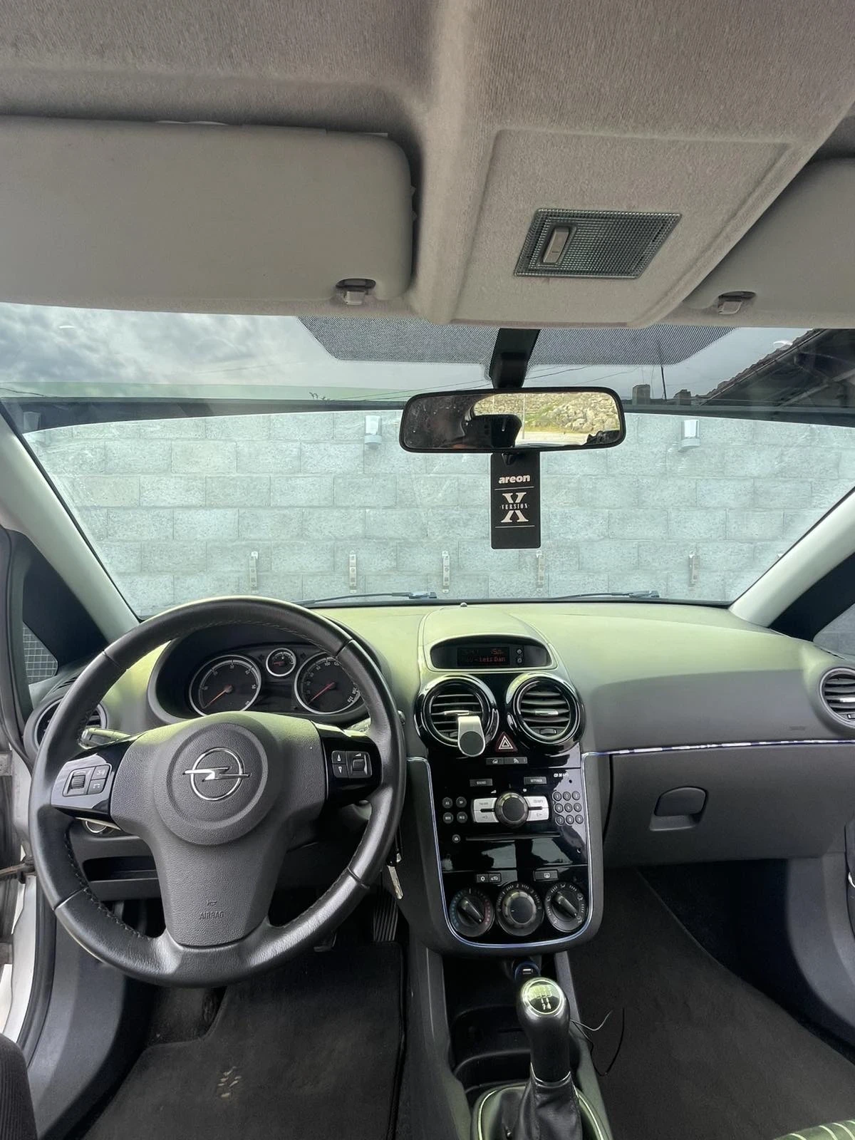 Opel Corsa, снимка 10 - Автомобили и джипове - 54360303