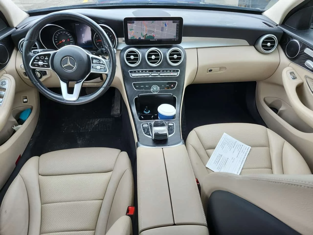 Mercedes-Benz C 300 * CARFAX * ПАНОРАМА * ПОДГРЕВИ * БЕЗ ИНЦИДЕНТИ * , снимка 10 - Автомобили и джипове - 54422839