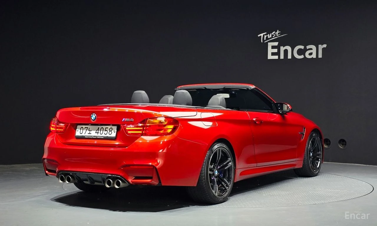 BMW M4 CONVERTIBLE * DCT* HEAD UP* HARMAN KARDON , снимка 3 - Автомобили и джипове - 54453668