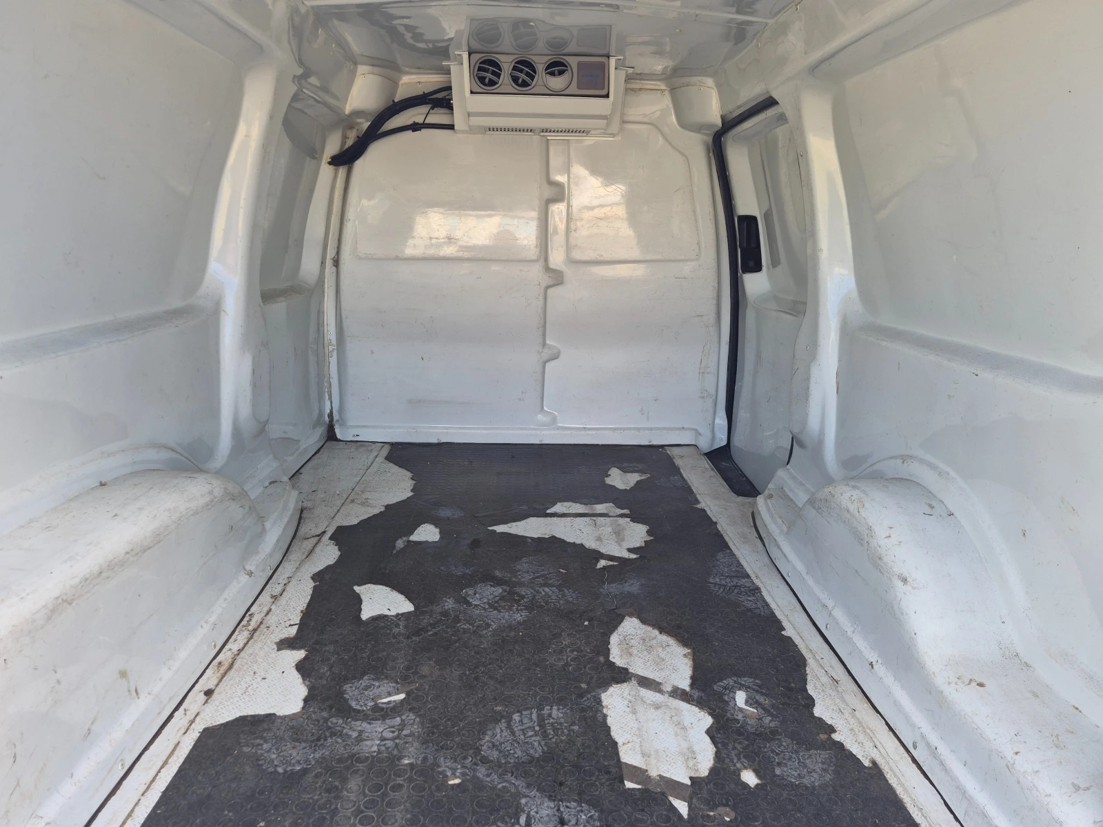 VW Caddy 1.4 TSI  ХЛАДИЛНО MAXI, снимка 9 - Автомобили и джипове - 54961115