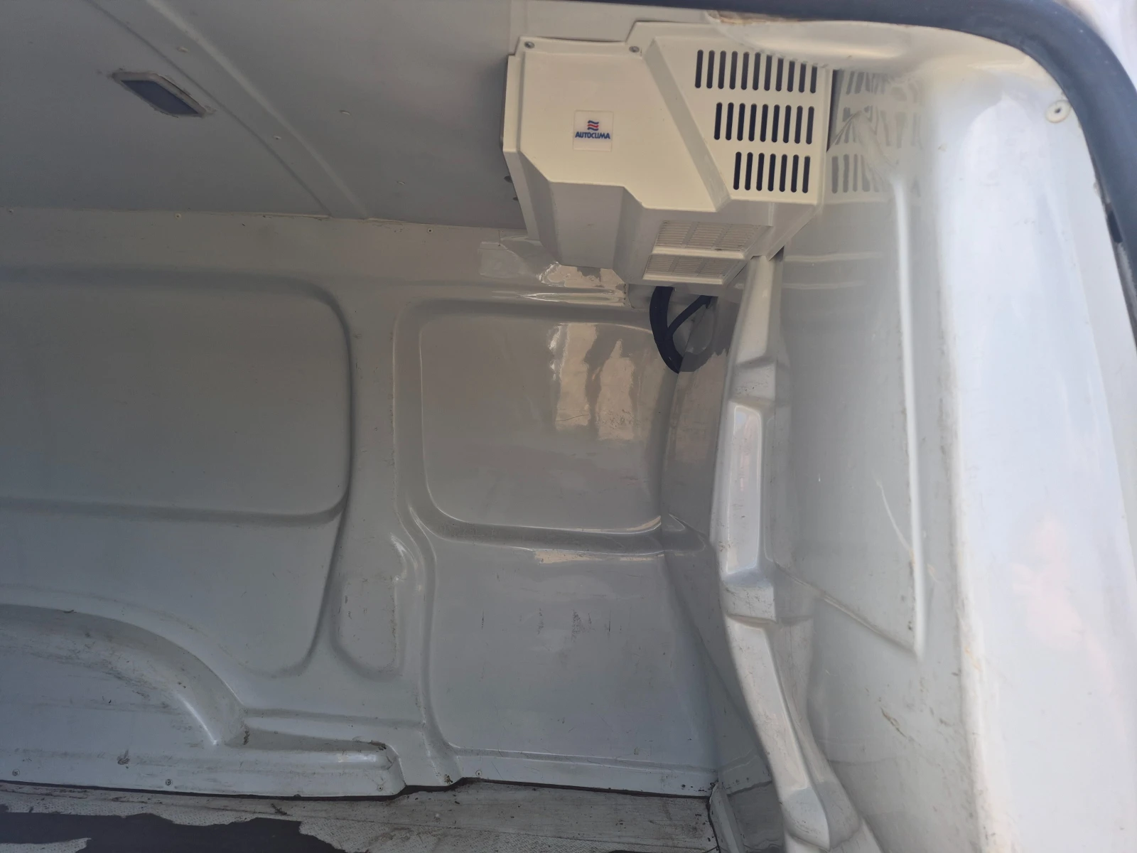 VW Caddy 1.4 TSI  ХЛАДИЛНО MAXI, снимка 10 - Автомобили и джипове - 54961115